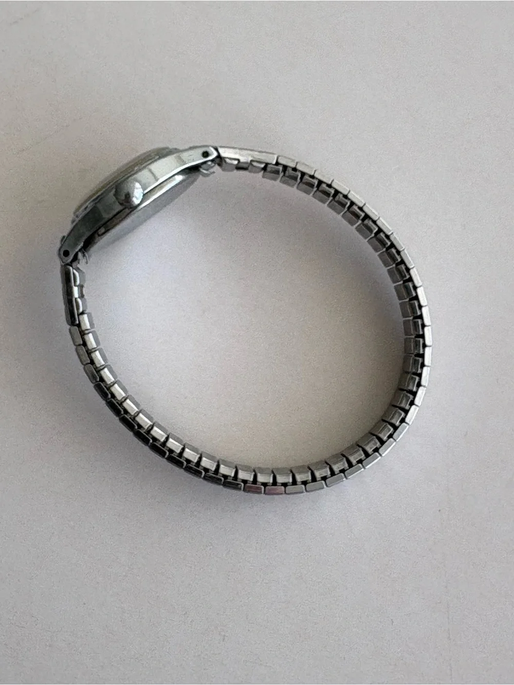 Vintage Women’s Timex Silver Tone bracelet Watch